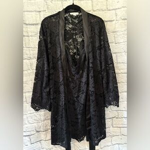 In Bloom by Jonquil Black Lace Chemise and Kimono size M